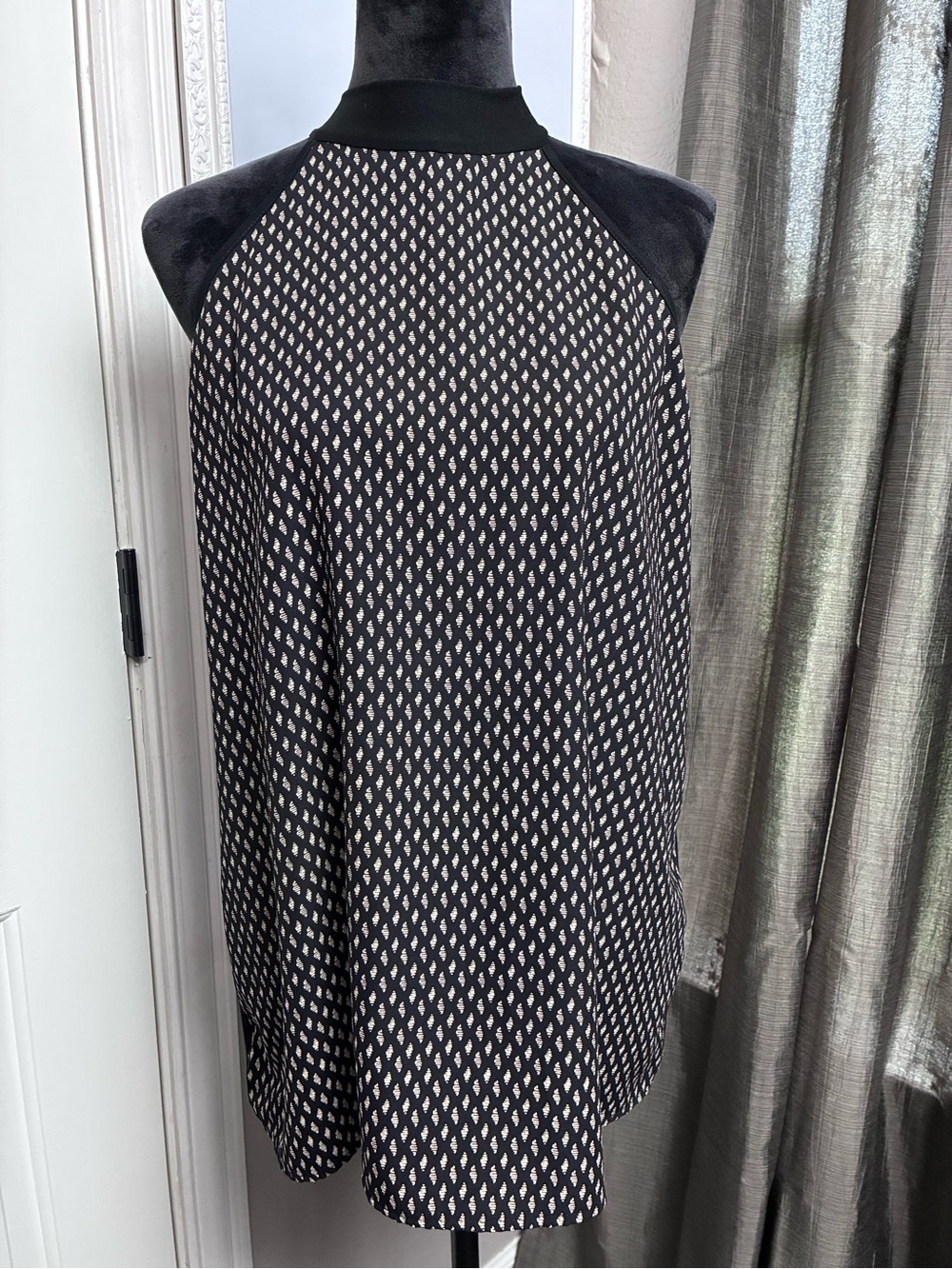 Le Lis Black and Cream Patterned Halter Neck Blouse